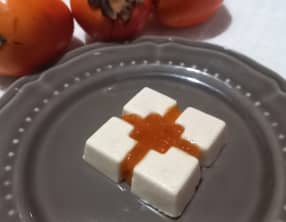 Panna cotta au kaki et au chocolat blanc