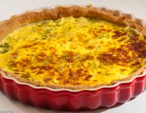 Quiche au thon et à la poitrine fumée