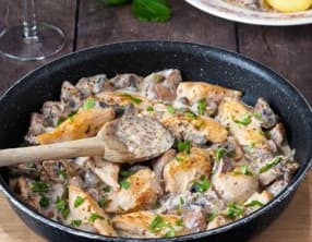 Poulet sauce moutarde et champignons