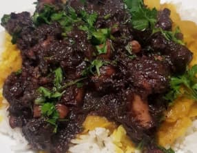 Civet de poulpe au vin rouge
