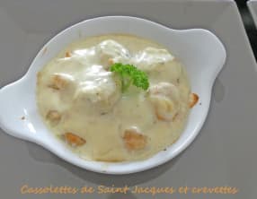 Cassolettes de Saint Jacques et crevettes