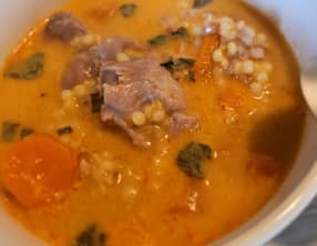 Soupe aux gésiers de volaille et aux perles de blé