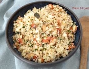 Semoule de chou-fleur aux herbes, amandes et citron