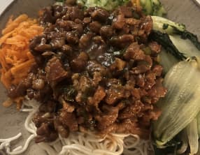 Nouilles Zhajiang "Zhajiang Mian"