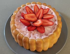 Charlotte aux fraises