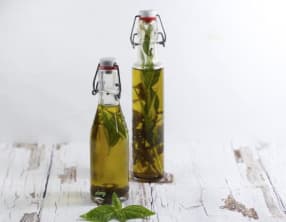 Huile d'olive aromatisée aux herbes