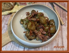 Poêlée de pommes de terre grenaille, petits pois, bacon et chèvre