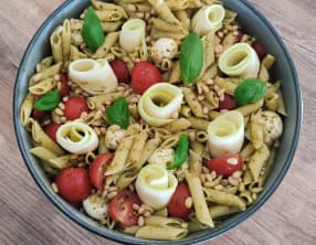 Salade de pâtes au pesto