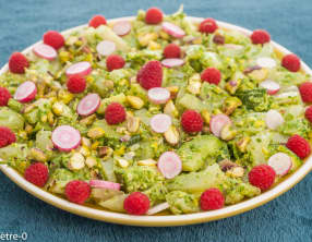 Salade de fenouil et courgette au pesto de fanes de radis
