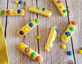 Madeleines longues aux smarties