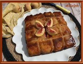 Gâteau renversé aux pêches de vigne