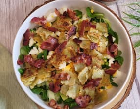 Salade verte de ravioles et bacon