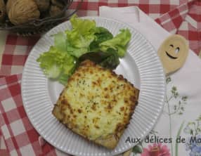 Croque-monsieur au jambon et crème de champignons