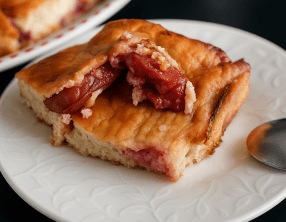 Gâteau à la ricotta et aux prunes