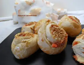 Roulés feuilletés à la truite fumée