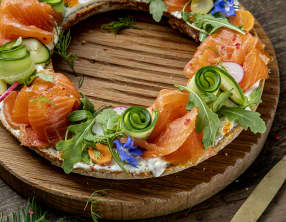 Couronne de Noël au saumon et soda bread irlandais
