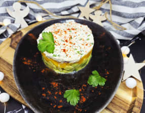 Tartare avocat, mangue et crabe