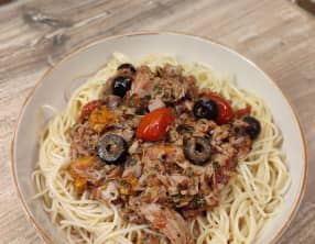 Thon à la puttanesca