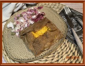 Galette complète aux pommes de terre, poulet et cheddar