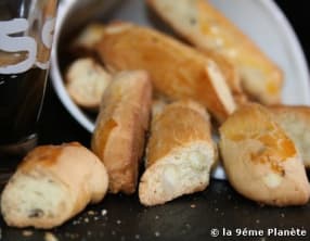 Des croquets croquants aux amandes