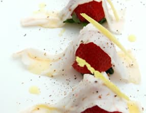 Fraises au lard et cédrat