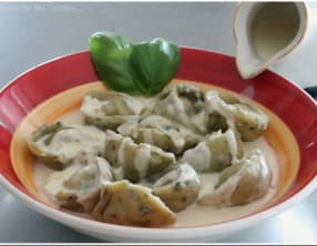 Cappelletti au basilic, sauce crème à l'échalote