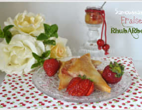 Samoussas Aux Fraises Et Rhubarbe Bio