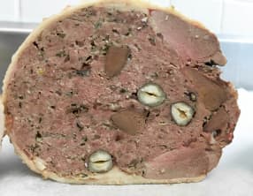 Confectionner une farce pour galantine de canette