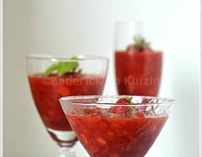 Tartare Aux Fraises Et Son Sorbet En Soupe