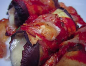 Roulés d'aubergine à la mozzarella