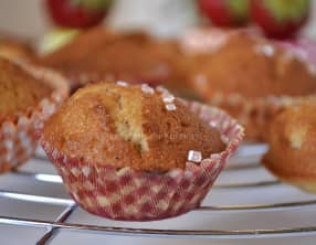 Petits gateaux aux fraises bio