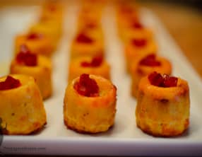 Cannelés au chorizo et au comté