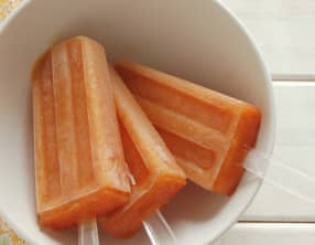 Bâtonnets glacés aux pêches et sirop d'érable