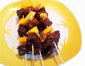 Brochette de boeuf et mangue pimentée