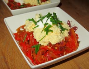 Brouillade d’œufs façon piperade