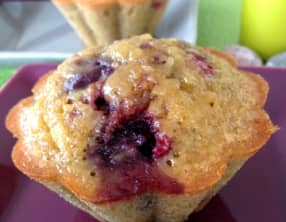 Un moelleux aux pistaches et aux fruits rouges