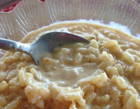 Le riz au lait à la cannelle, à la vanille et au citron vert
