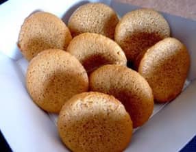 Bouchées moelleuses à la confiture de lait