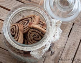 Sablés roulés au cacao et à la cannelle