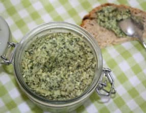 Pesto basilic-amandes-mozzarella