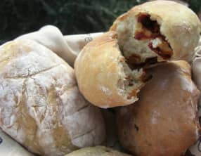 Petits pains aux tomates séchées et speck