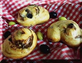 Petit pain olive-fromage