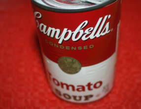 Cake à la soupe de tomate Campbell’s et mozzarella