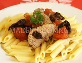 Filet mignon rôti, pruneaux à la provençal