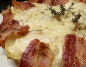 Gâteau de Pommes au Lard et au Fromage