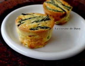 Clafoutis aux asperges vertes et tomates séchées