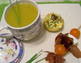 Soupe de légumes d'hiver petites quiches vache qui rit