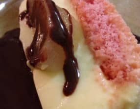 La Charlacotta à la vanille, poires et chocolat