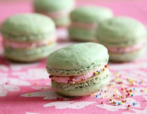 Macarons aux fraises et au mascarpone