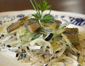 Salade de chou-rave lacto-fermenté au hareng fumé